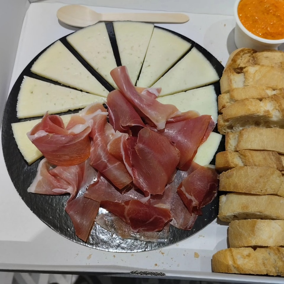 CATERING
